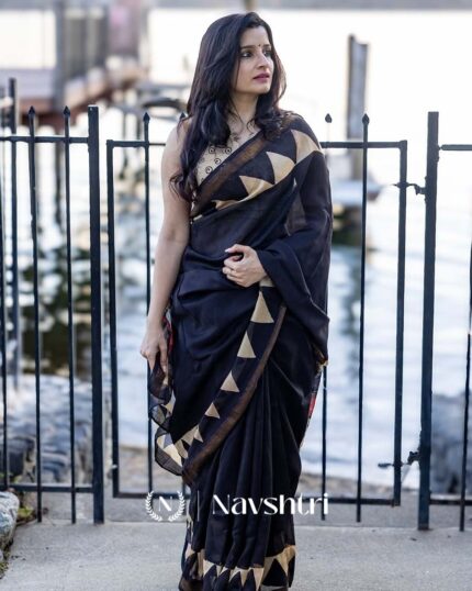 Noor-e-Kaala - Black Color Linen Saree with Cream Blouse Piece - Navshtri Family